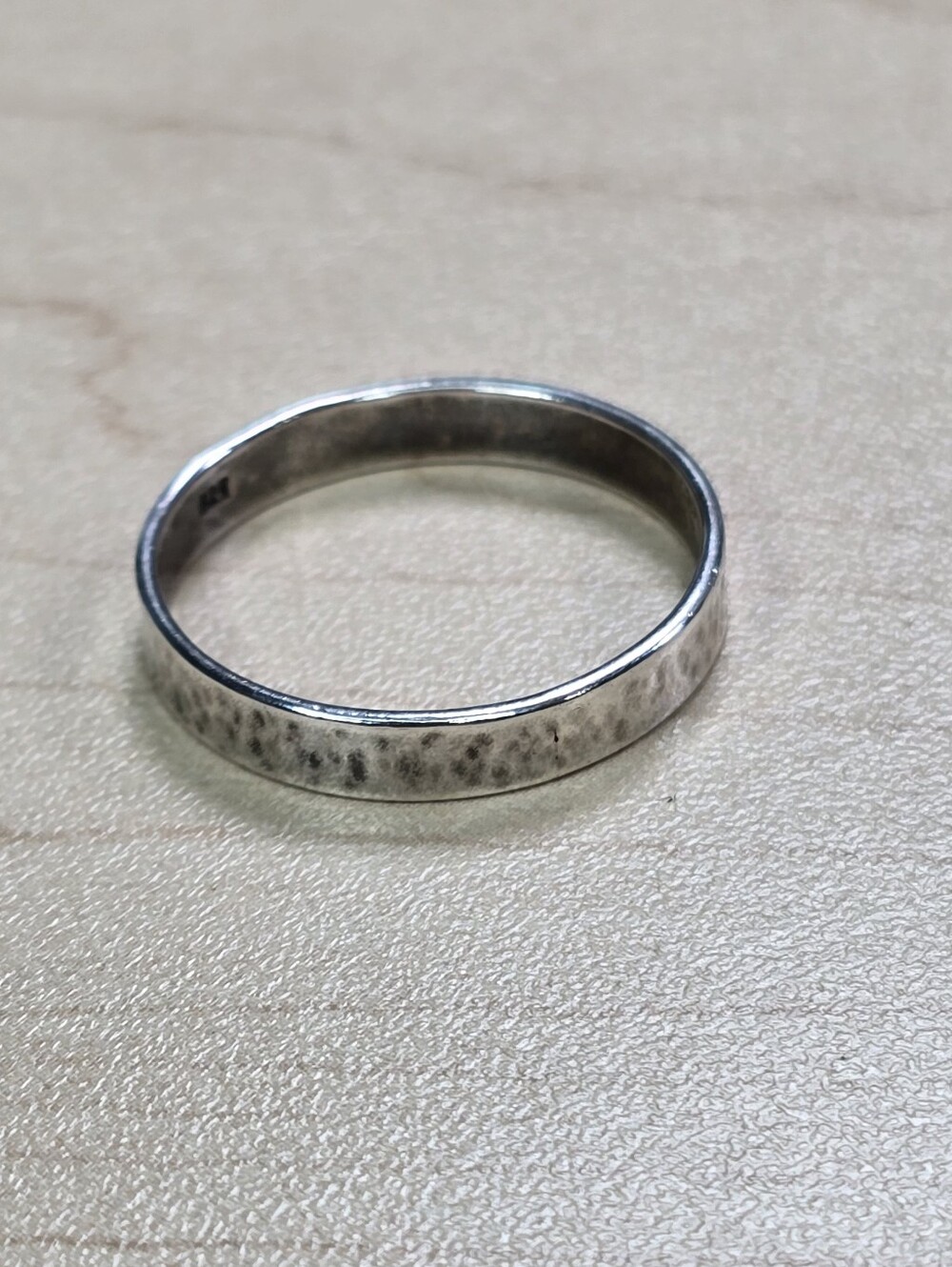 Silpada Sterling Silver Hammered Band Ring Size 10.5-11 - Picture 6 of 6